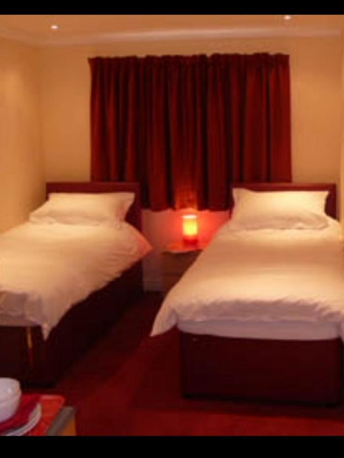 Lenox Farm Bed and Breakfast Hale  Εξωτερικό φωτογραφία