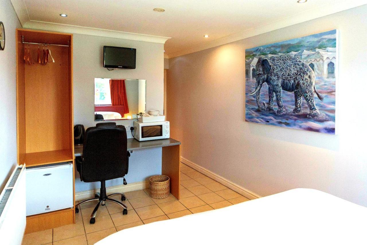 Lenox Farm Bed and Breakfast Hale  Εξωτερικό φωτογραφία