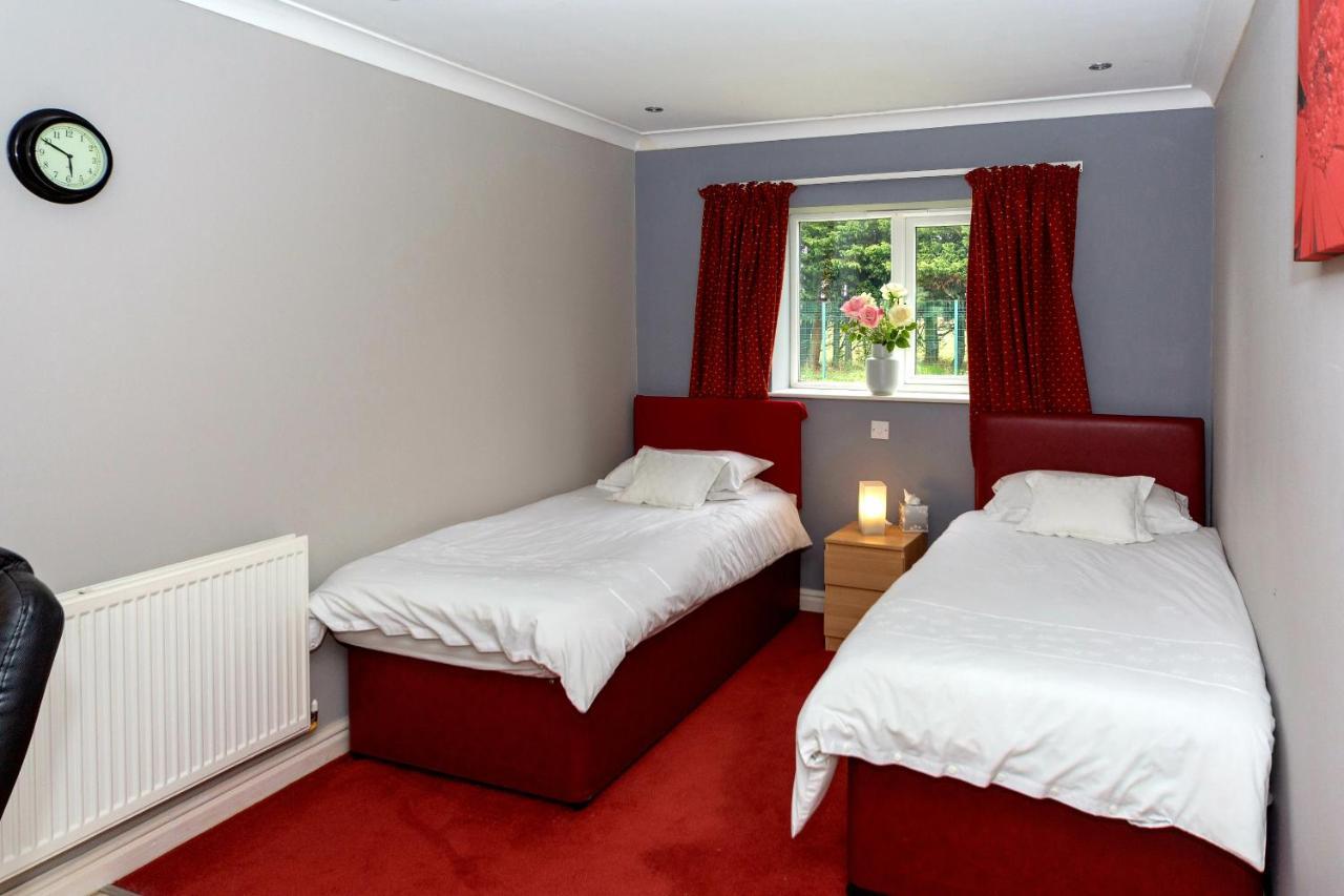 Lenox Farm Bed and Breakfast Hale  Εξωτερικό φωτογραφία